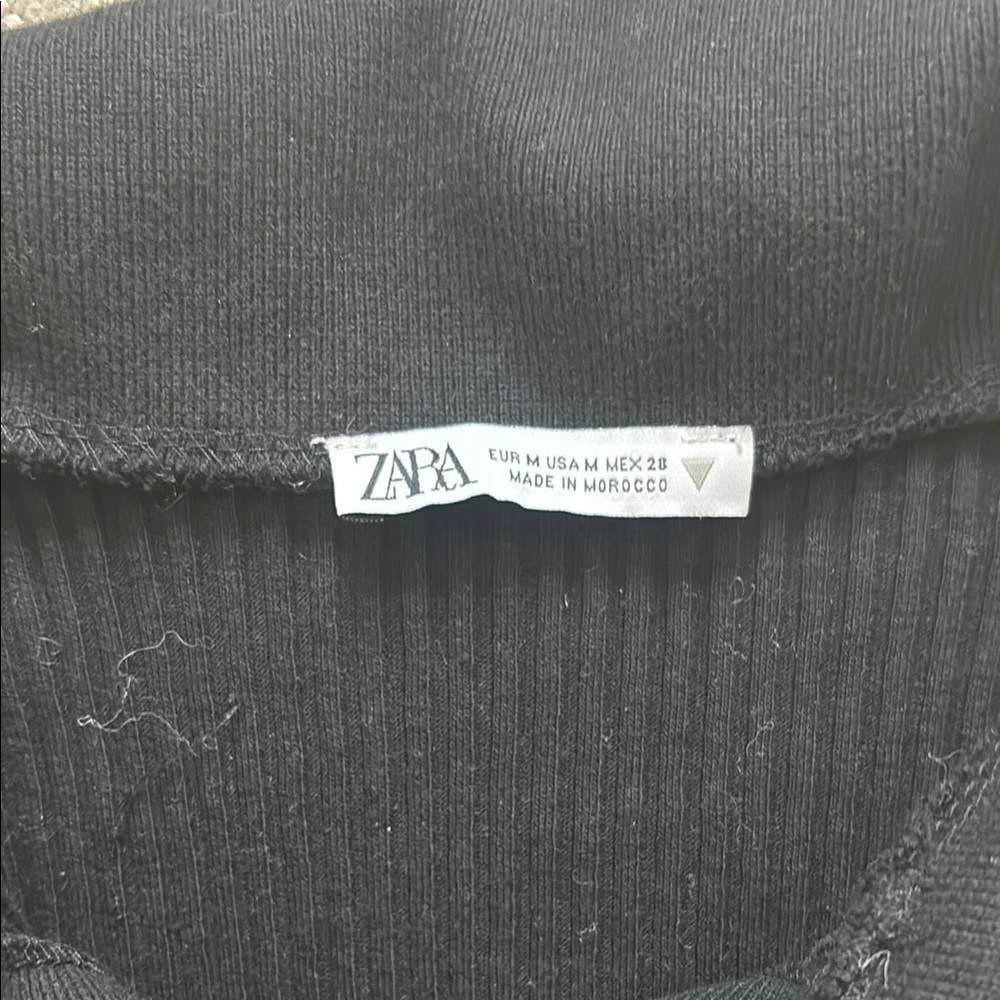 Zara Black Ribbed button sweater - Picture 2 of 3